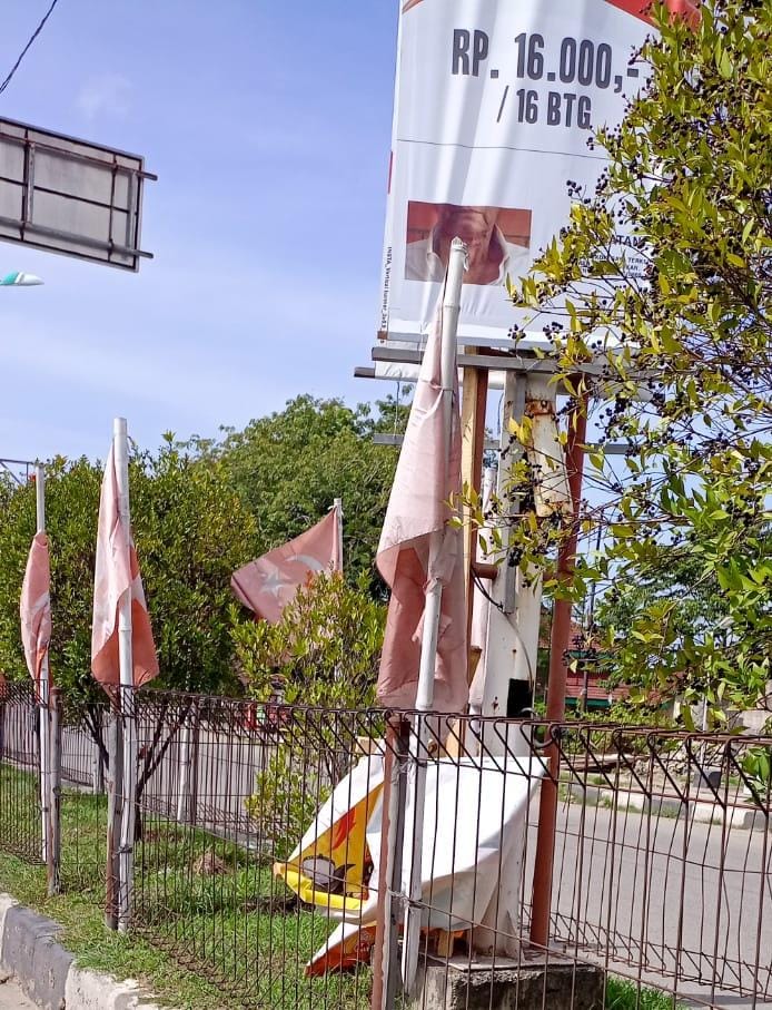Pemasangan Banner Ilegal Iklan Rokok Sebabkan Puluhan Banner PORA Pidie ...